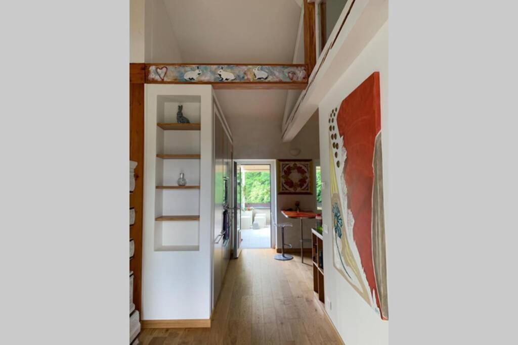 ブルナーテThe Cherry Garden House Loft Lussoアパートメント エクステリア 写真